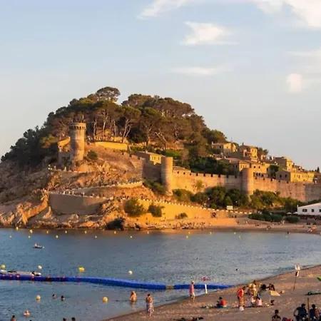 Seahomes Vacations - Centric Apt Tossa De Mar Esterno foto
