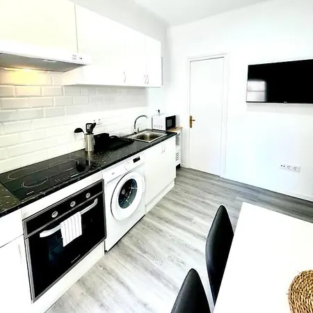 Seahomes Vacations - Centric Apt Tossa De Mar Esterno foto