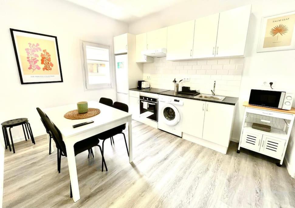 Apartment Seahomes Vacations - Centric *
